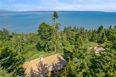 695 Hawthorne Lane Camano Island WA 98282