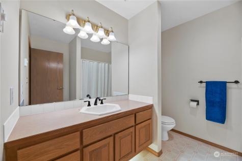 695 Hawthorne Lane Camano Island WA 98282