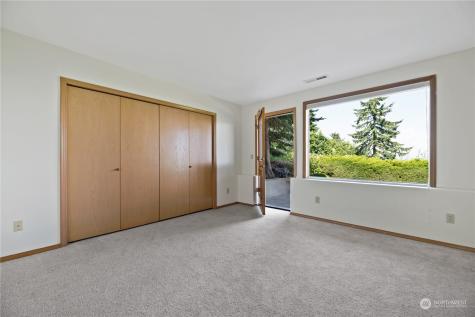 695 Hawthorne Lane Camano Island WA 98282