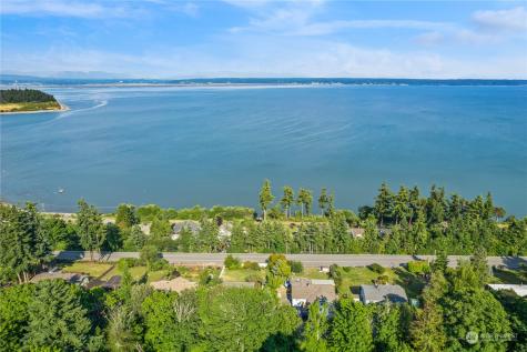 695 Hawthorne Lane Camano Island WA 98282