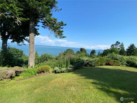 695 Hawthorne Lane Camano Island WA 98282