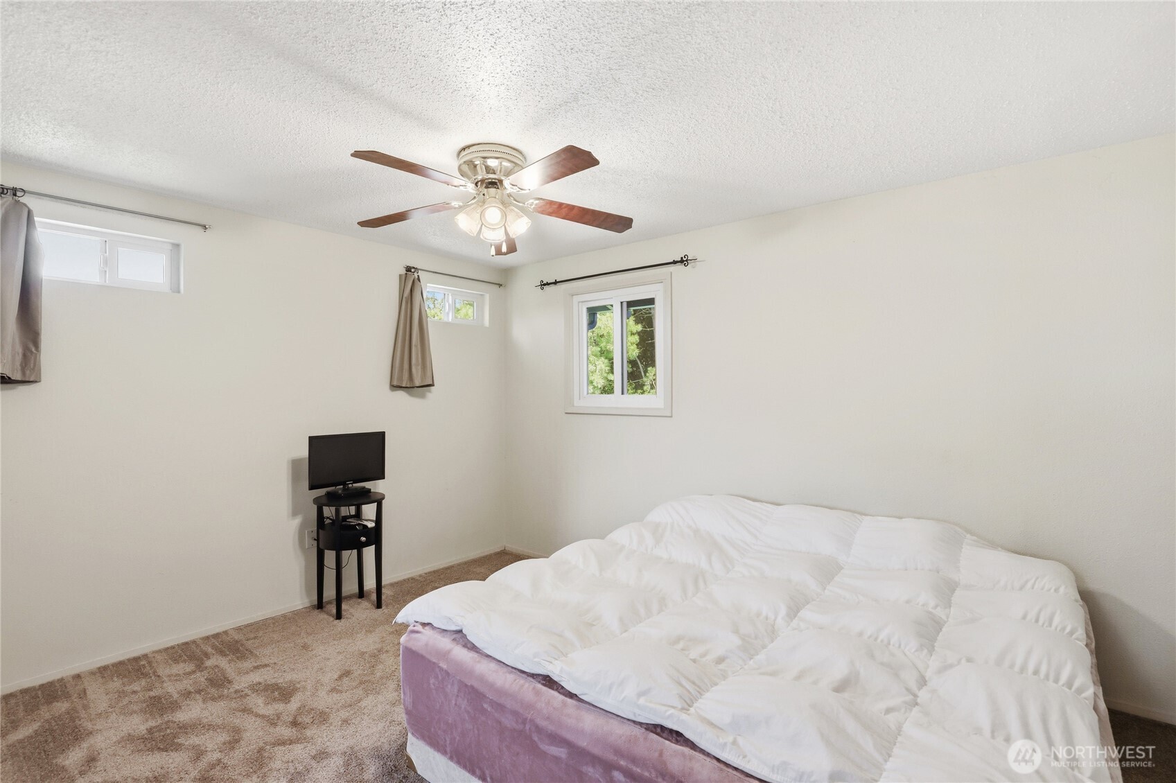 3961 NW Country Lane Bremerton WA 98312
