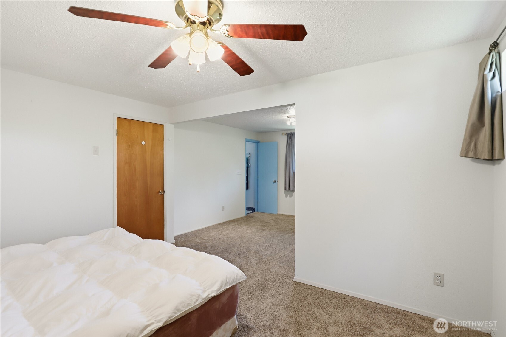 3961 NW Country Lane Bremerton WA 98312