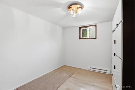 3961 NW Country Lane Bremerton WA 98312