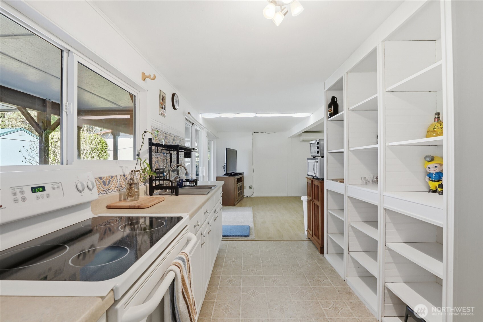 3961 NW Country Lane Bremerton WA 98312