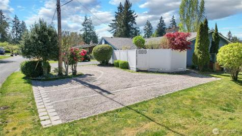 3961 NW Country Lane Bremerton WA 98312