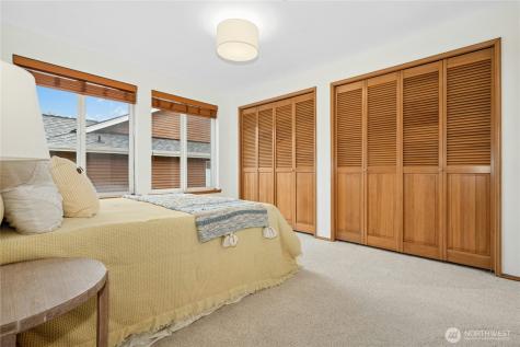 726 N 94th Street Seattle WA 98103