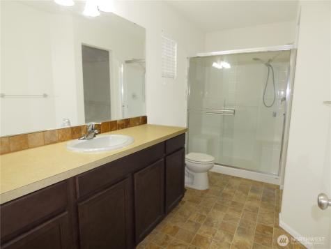 2720 13th Avenue NW Puyallup WA 98371