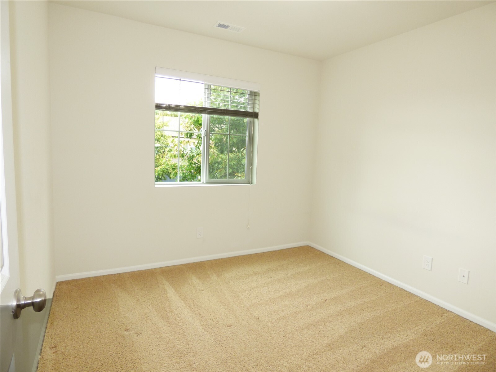 2720 13th Avenue NW Puyallup WA 98371