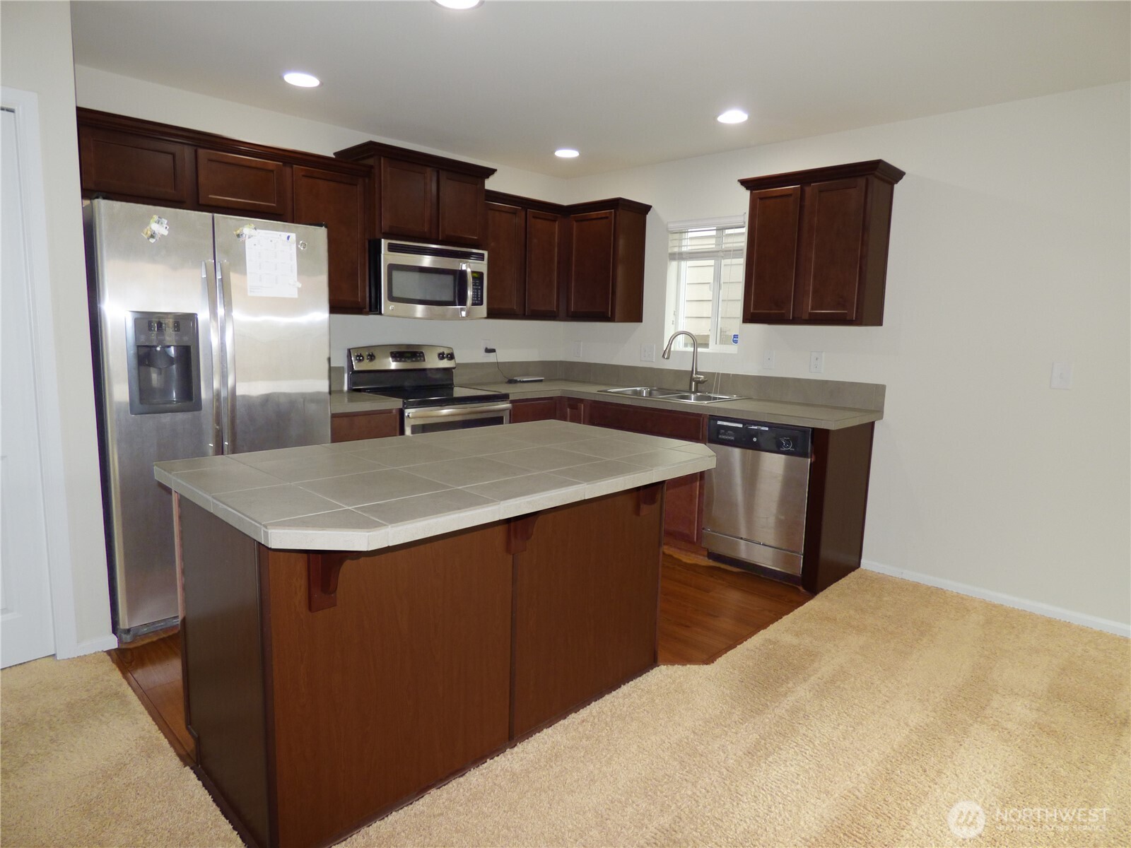 2720 13th Avenue NW Puyallup WA 98371