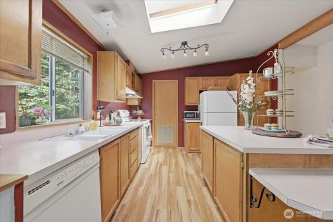 3218 Cherry Tree Lane Camano Island WA 98282