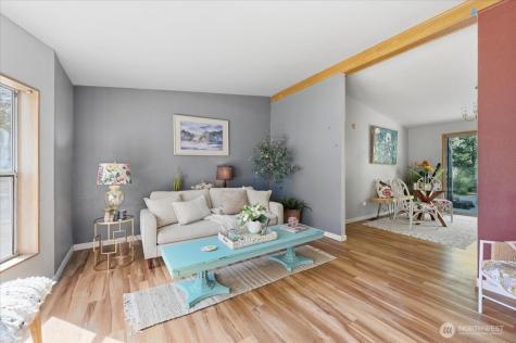 3218 Cherry Tree Lane Camano Island WA 98282