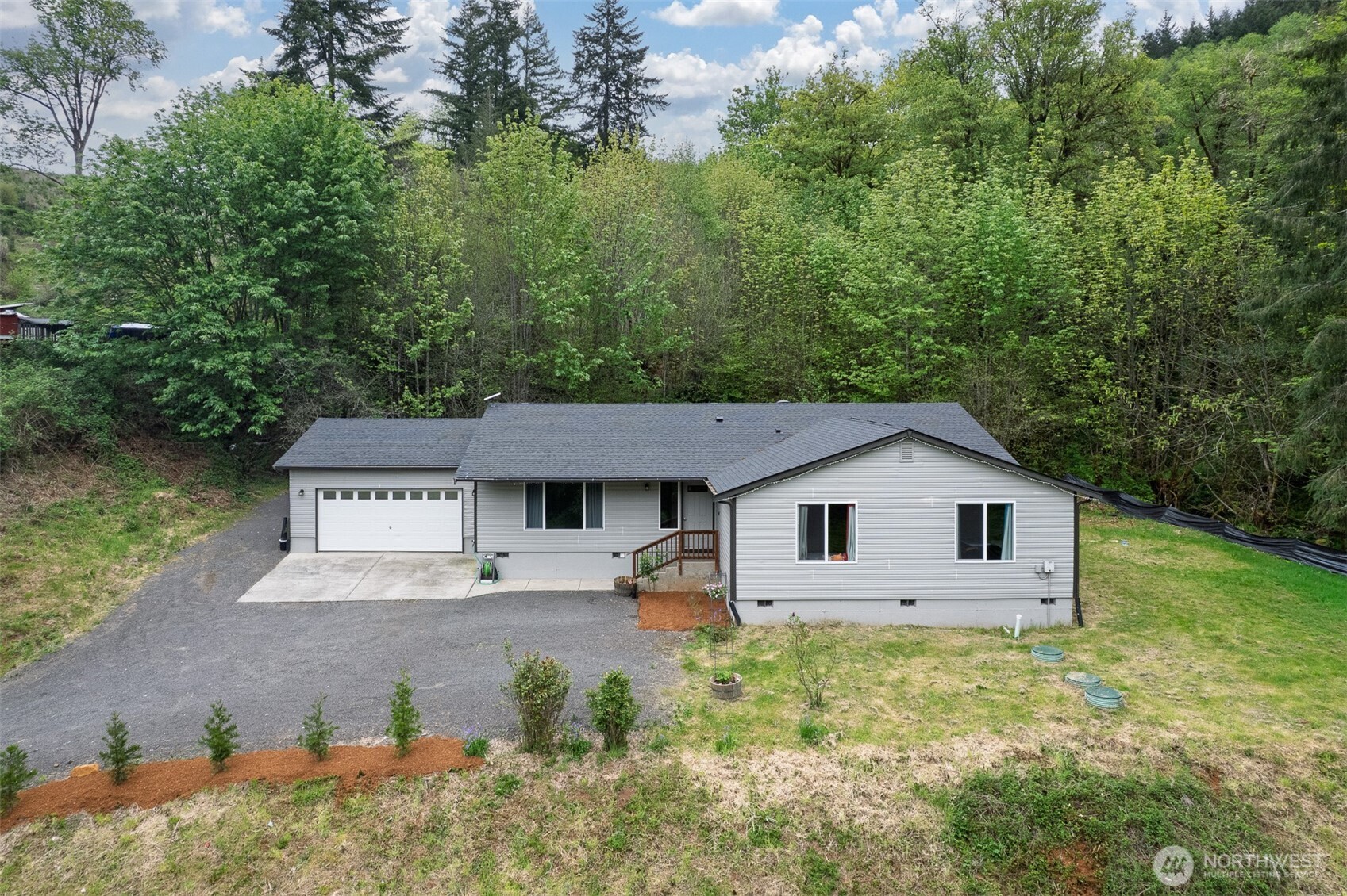 415 Mckee Road Castle Rock WA 98611