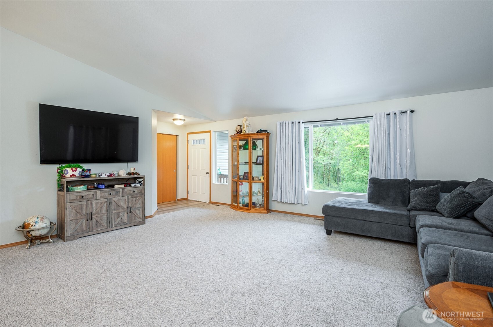 415 Mckee Road Castle Rock WA 98611
