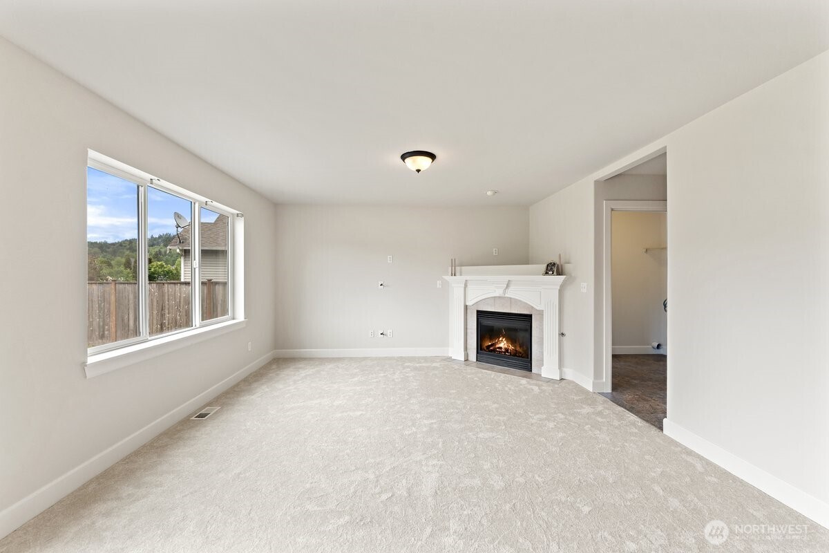 209 Burr Street NE Orting WA 98360