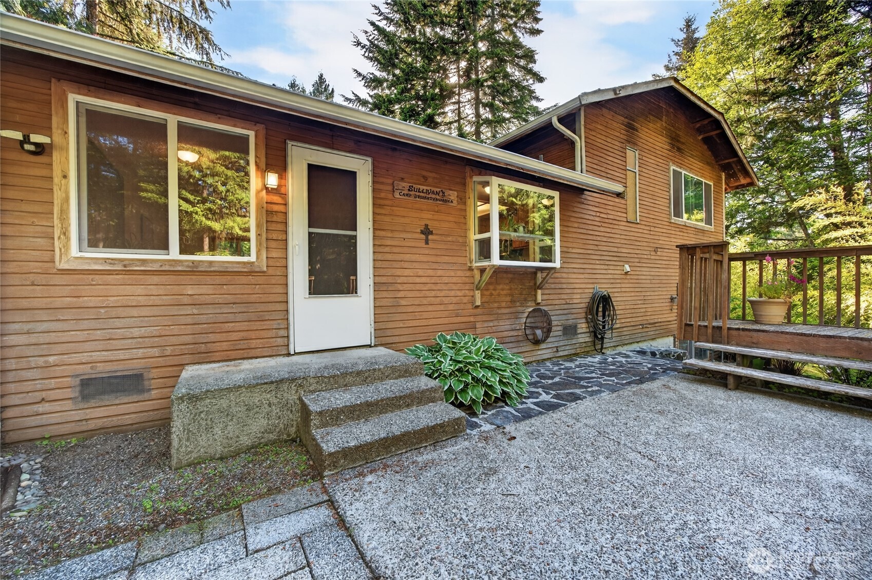 10140 Banner Road SE Olalla WA 98359