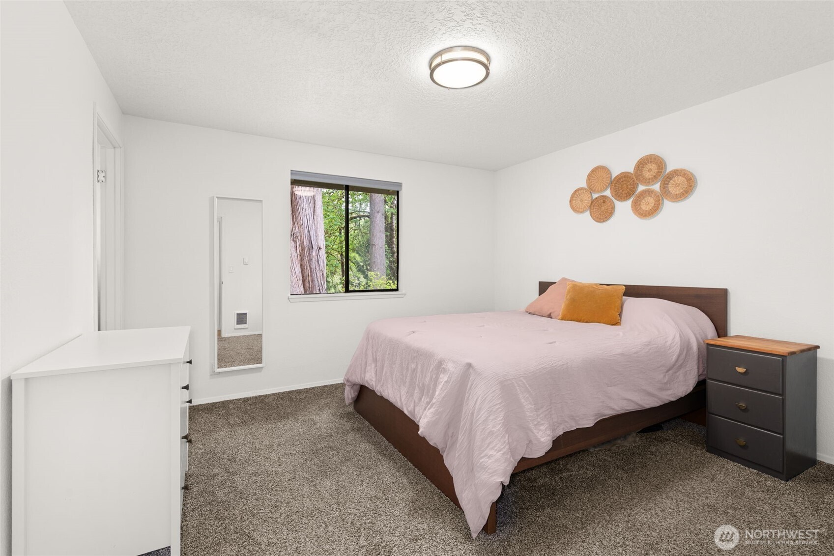 708 NE Eaton Court Castle Rock WA 98611