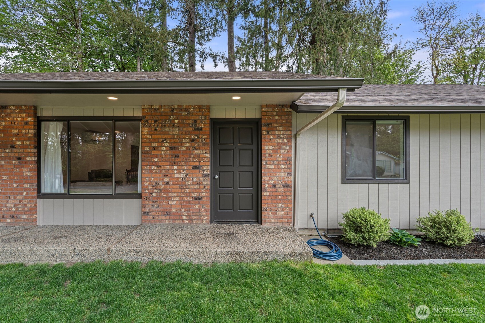 708 NE Eaton Court Castle Rock WA 98611