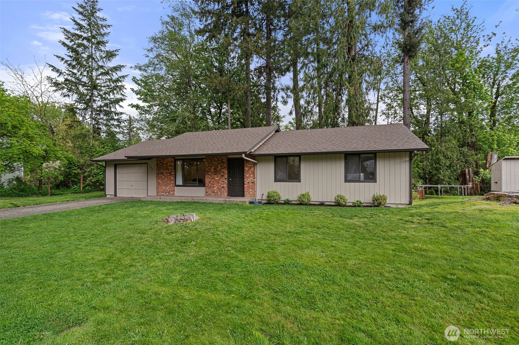 708 NE Eaton Court Castle Rock WA 98611