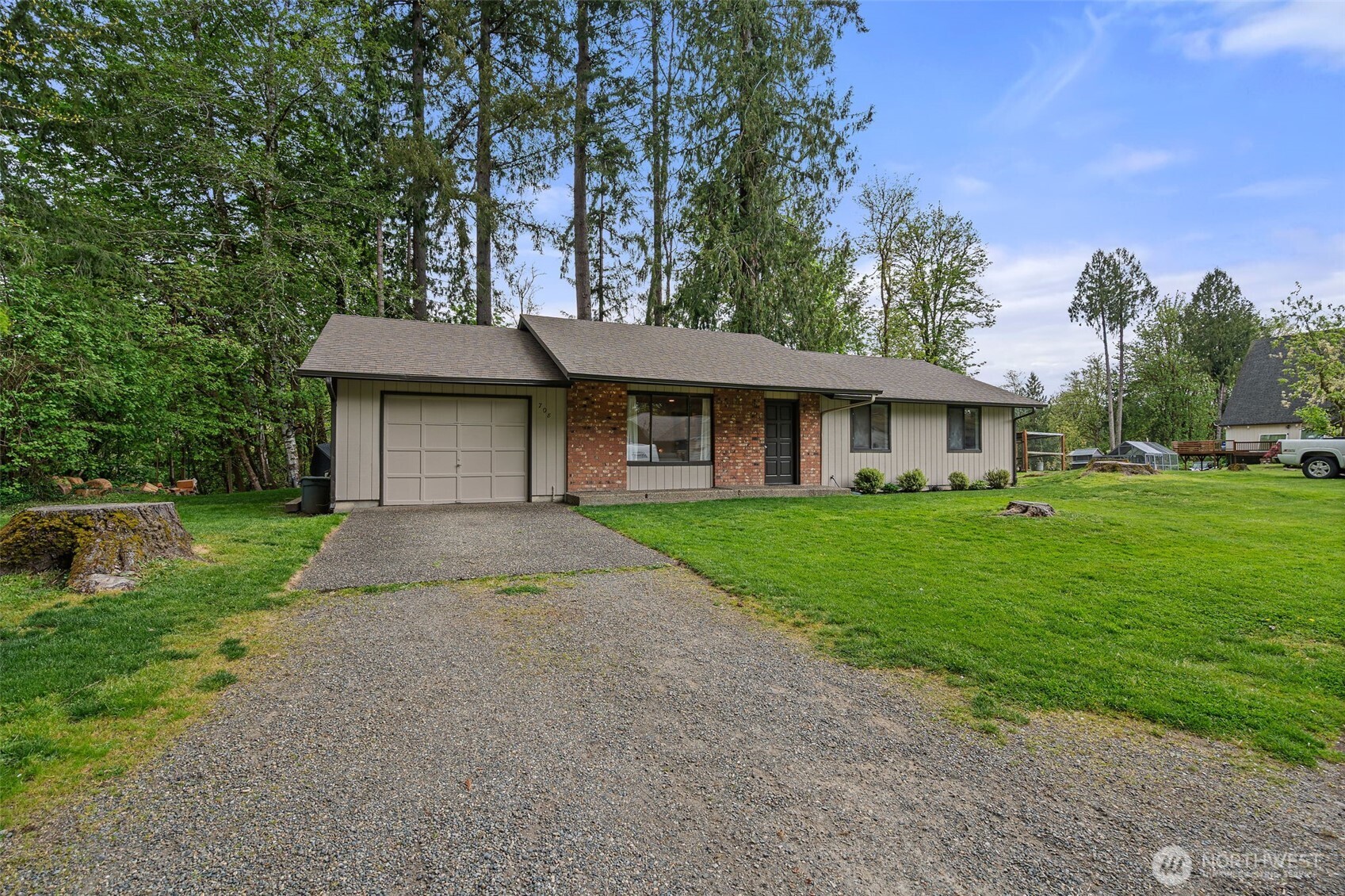 708 NE Eaton Court Castle Rock WA 98611
