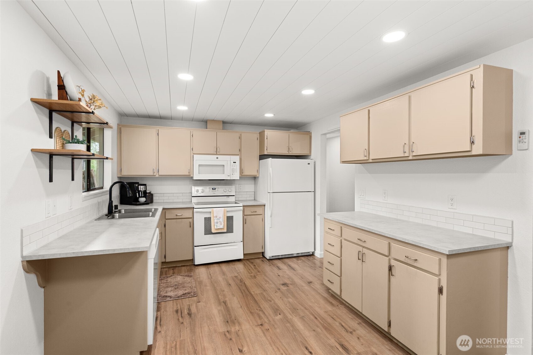 708 NE Eaton Court Castle Rock WA 98611