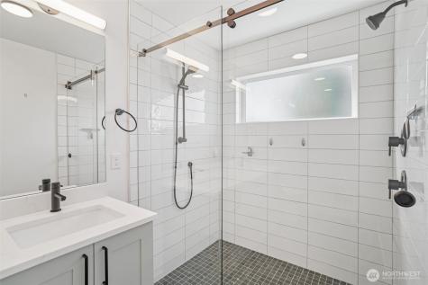 8020 17th Avenue NW Seattle WA 98117