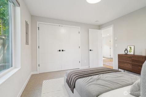 8020 17th Avenue NW Seattle WA 98117