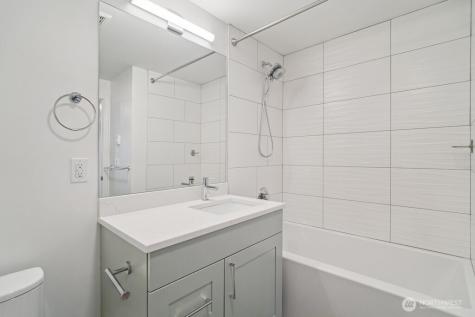 8020 17th Avenue NW Seattle WA 98117