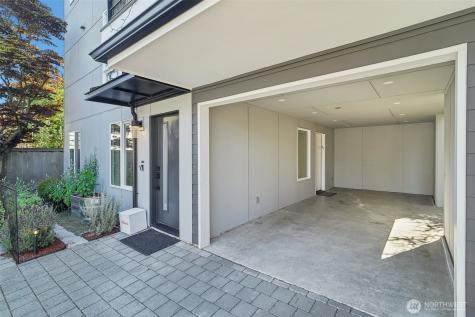 8020 17th Avenue NW Seattle WA 98117