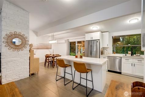 17820 43rd Avenue NE Arlington WA 98223