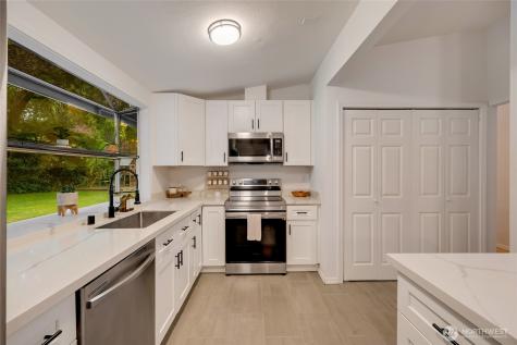 17820 43rd Avenue NE Arlington WA 98223