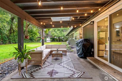 17820 43rd Avenue NE Arlington WA 98223