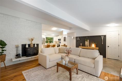 17820 43rd Avenue NE Arlington WA 98223