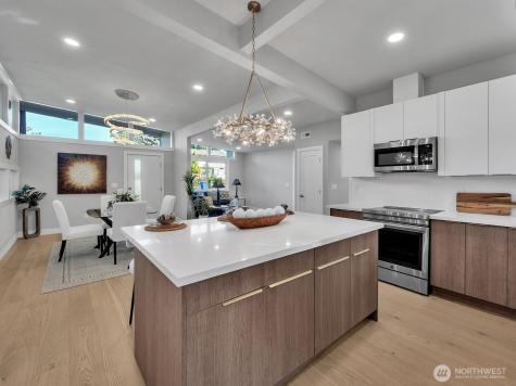 3131 112th Avenue SE Bellevue WA 98004