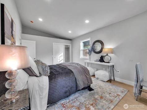 3131 112th Avenue SE Bellevue WA 98004