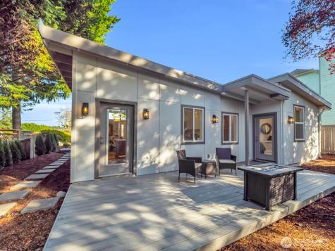 3131 112th Avenue SE Bellevue WA 98004