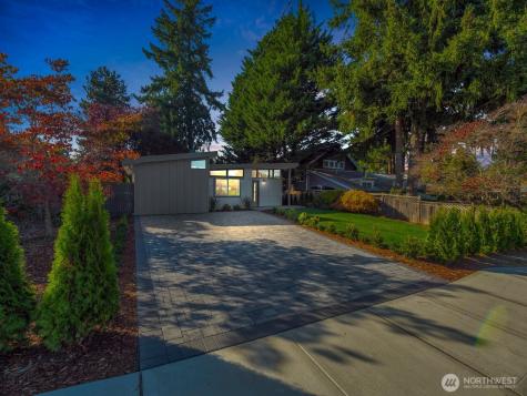 3131 112th Avenue SE Bellevue WA 98004
