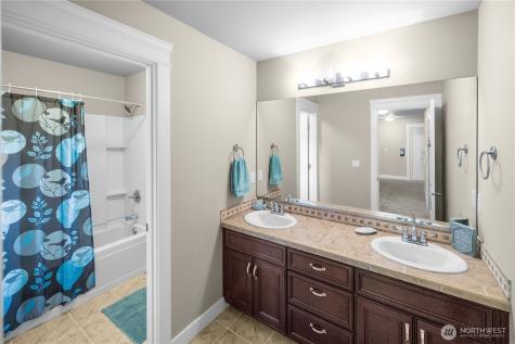 13802 111th Street Ct E Puyallup WA 98374