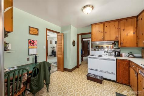 8446 E B Street Tacoma WA 98445