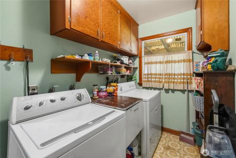 8446 E B Street Tacoma WA 98445