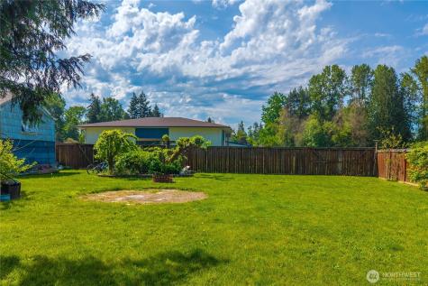 8446 E B Street Tacoma WA 98445