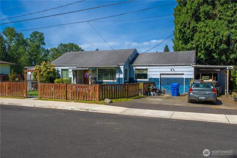 8446 E B Street Tacoma WA 98445