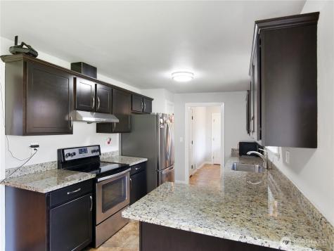 2802 S 304th Street Federal Way WA 98003