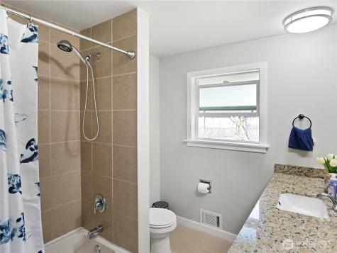 2802 S 304th Street Federal Way WA 98003