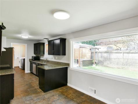 2802 S 304th Street Federal Way WA 98003