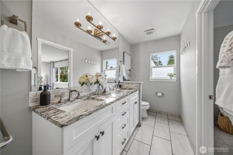 205 Newport Way NW Issaquah WA 98027