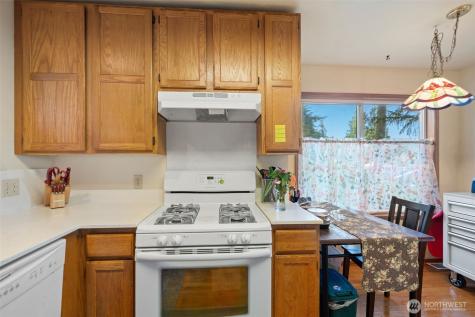 31698 Sunrise Beach Court NE Kingston WA 98346