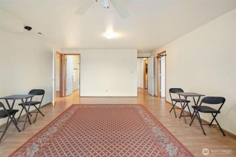 31698 Sunrise Beach Court NE Kingston WA 98346