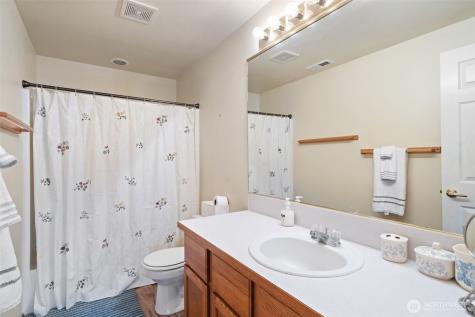31698 Sunrise Beach Court NE Kingston WA 98346