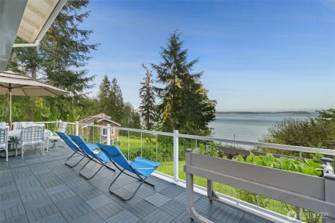 31698 Sunrise Beach Court NE Kingston WA 98346